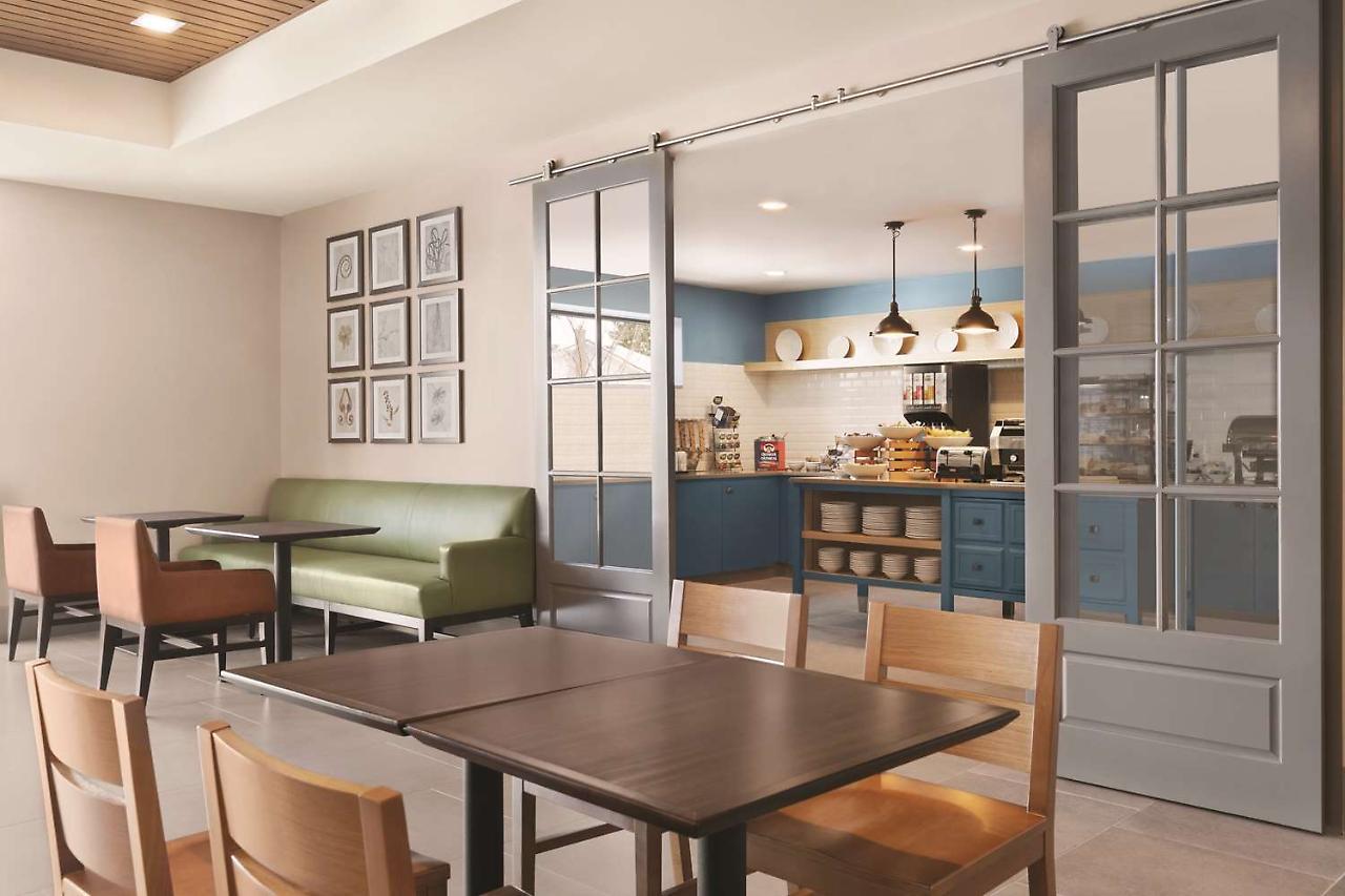 Country Inn & Suites By Radisson, Belleville, On ภายนอก รูปภาพ