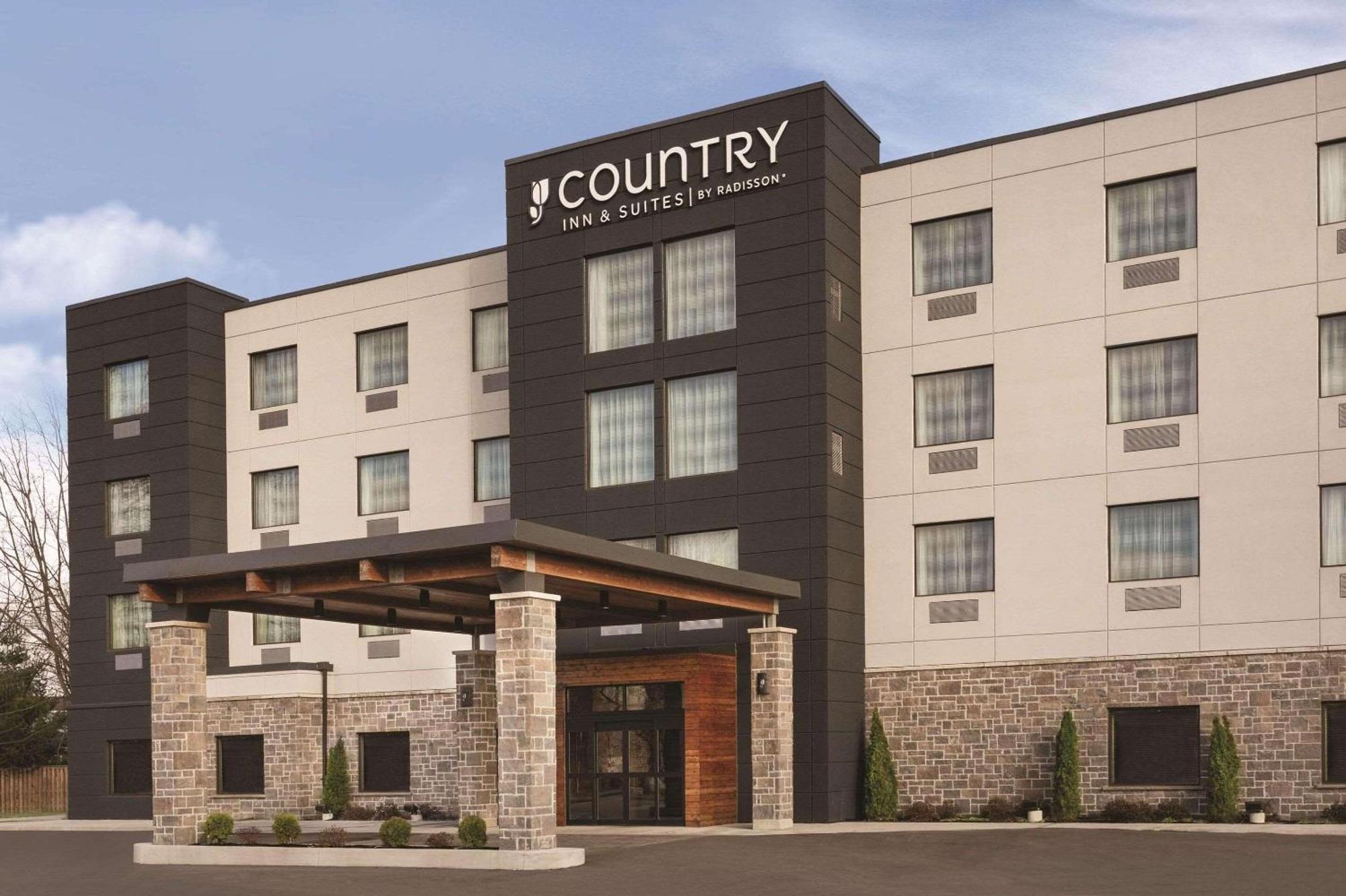 Country Inn & Suites By Radisson, Belleville, On ภายนอก รูปภาพ