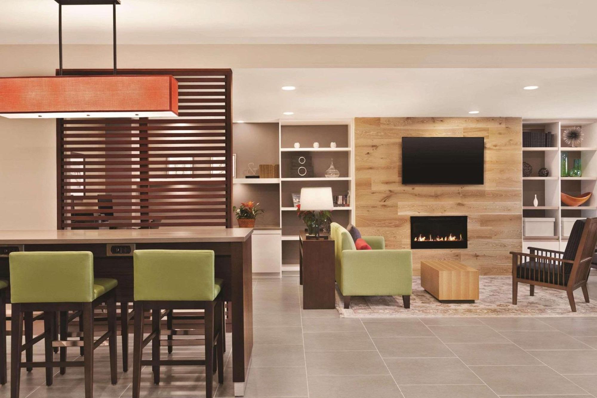Country Inn & Suites By Radisson, Belleville, On ภายนอก รูปภาพ