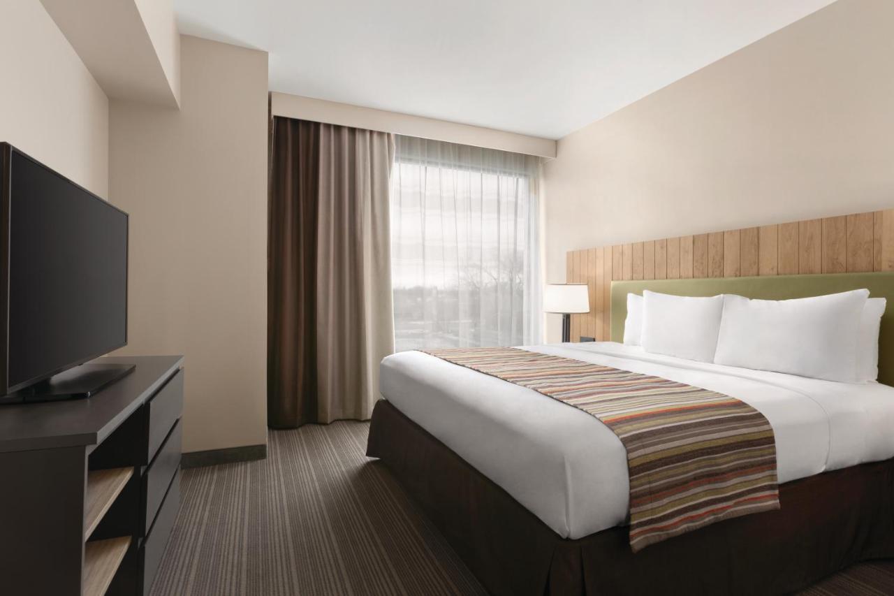 Country Inn & Suites By Radisson, Belleville, On ภายนอก รูปภาพ