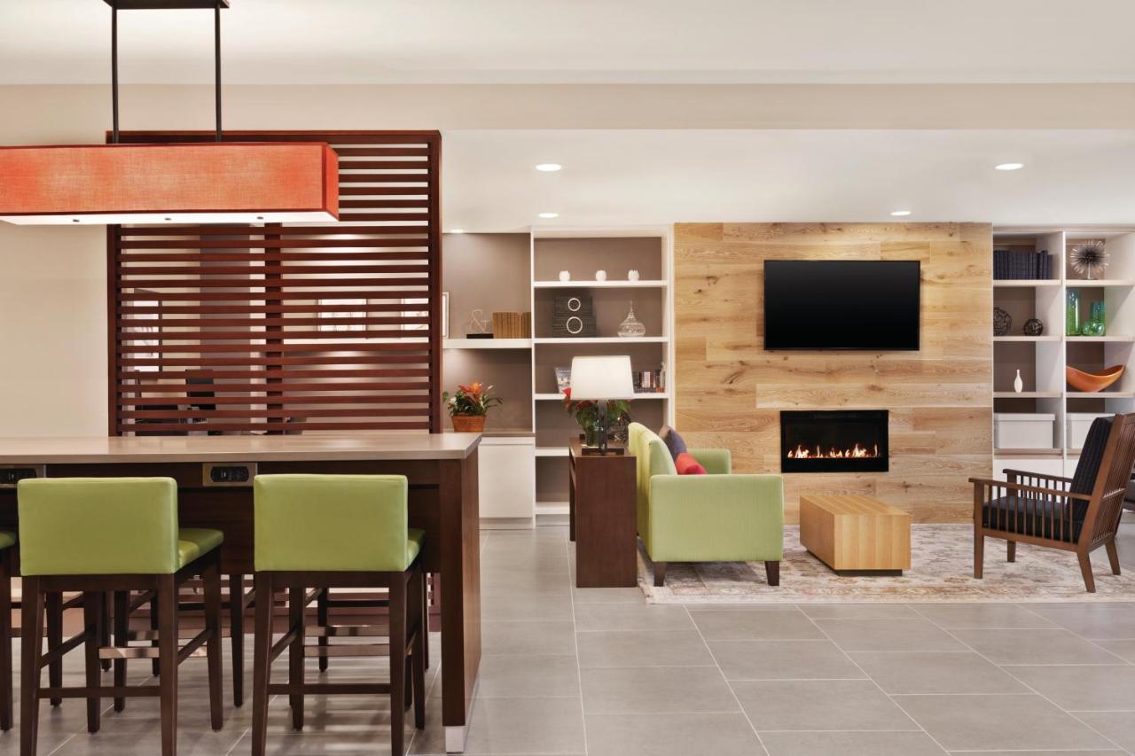 Country Inn & Suites By Radisson, Belleville, On ภายนอก รูปภาพ