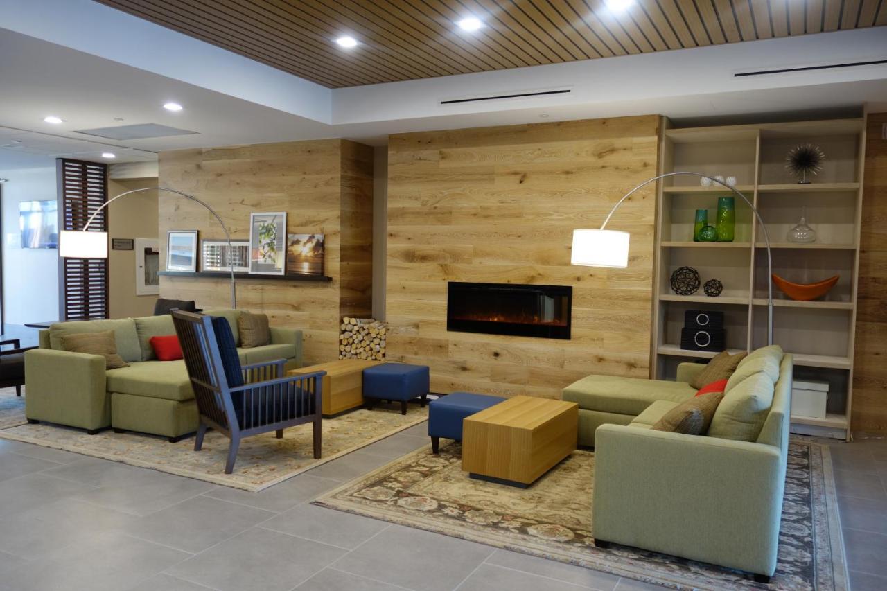 Country Inn & Suites By Radisson, Belleville, On ภายนอก รูปภาพ