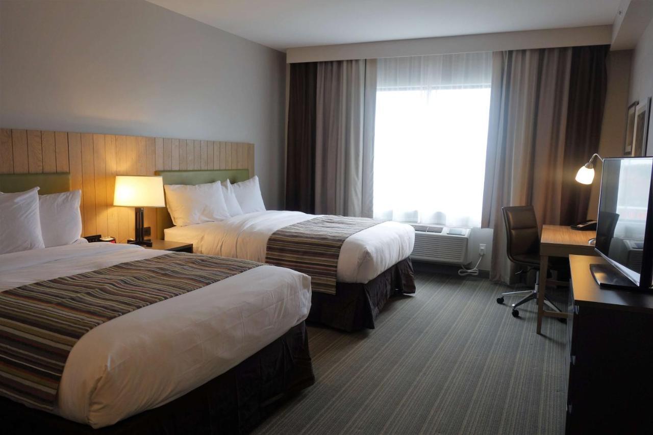 Country Inn & Suites By Radisson, Belleville, On ภายนอก รูปภาพ